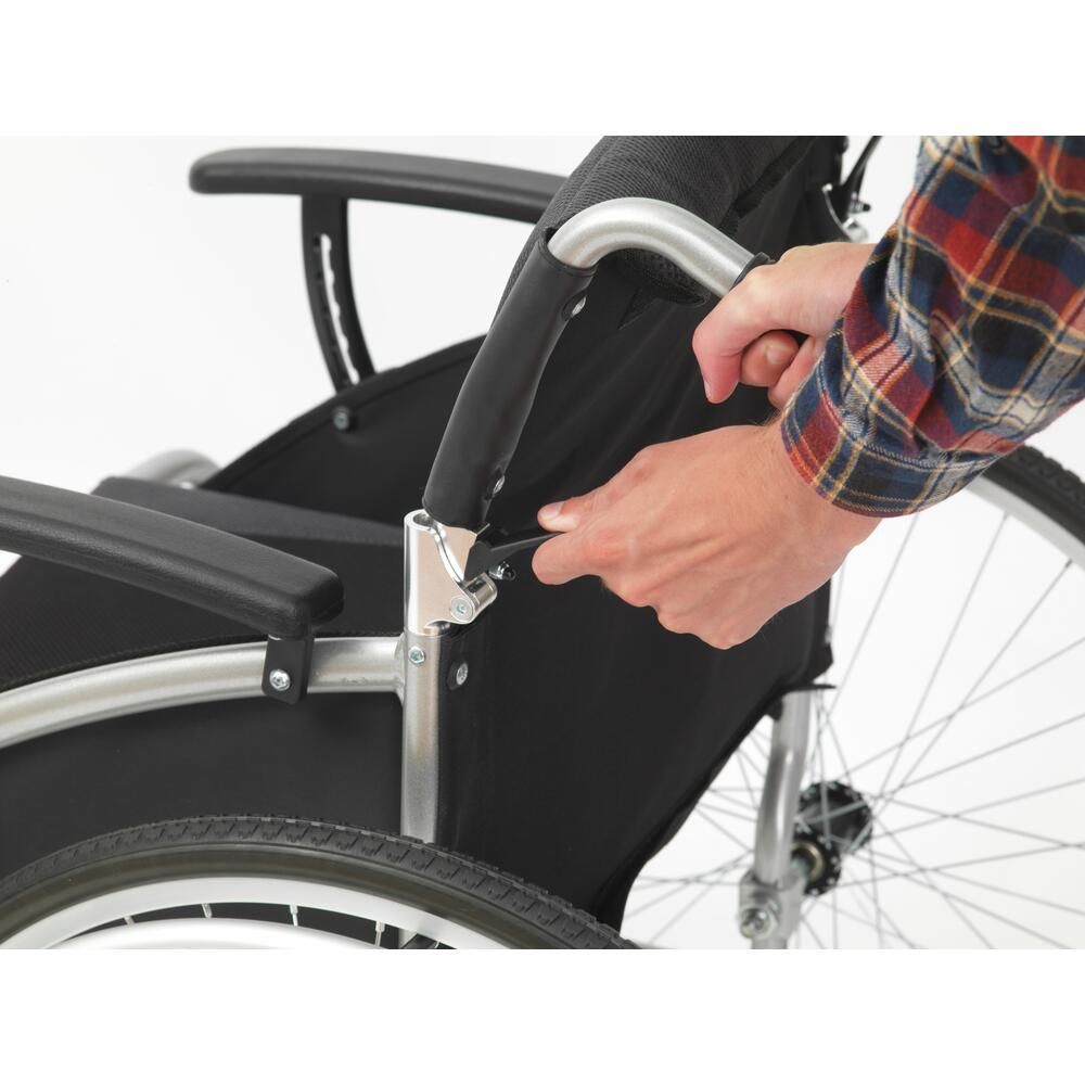 Drive\u0020Self\u0020Propelled\u0020Phantom\u0020Wheelchair